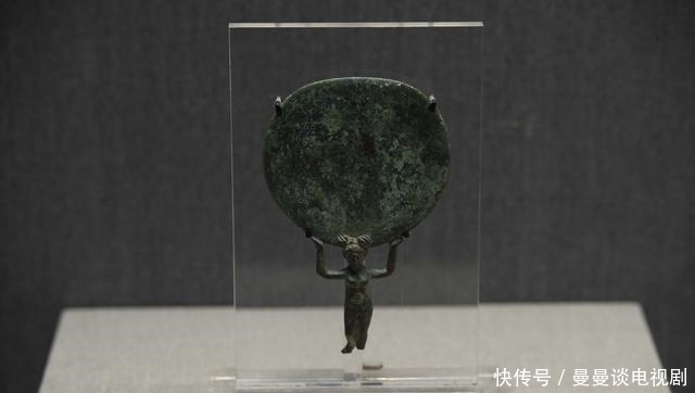  万年前|一万年前的美女长什么样？竟被一块石头如实刻画，令人不忍直视