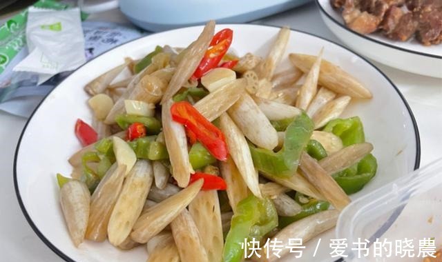 吃法|菜市场，遇见这菜别手软，我家经常吃，爽口开胃，几碗米饭不够吃！