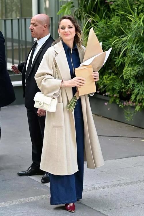  呢子大衣|大衣＋阔腿裤＝今冬最in穿搭，选对单品，绝对又美又气质