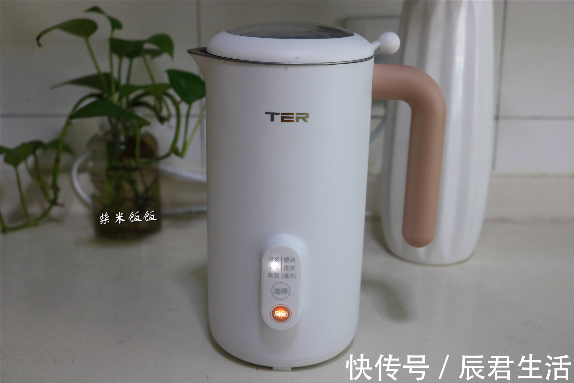 米糊|夏季天热，别吃冷饮多喝它，滋润脾胃，营养易吸收，对身体好