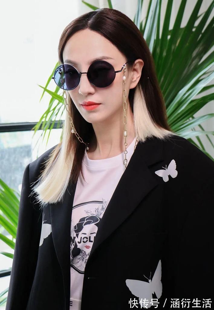 染发 “爆顶染”赵小棠一夜吸赞十几万!丑哭亿万网友的秃头发型,怎么就火了?