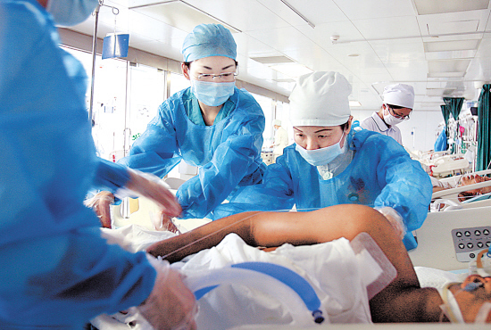 小知识|女护士遇异性患者私处护理时,会尴尬吗别好奇,听听护士怎么说