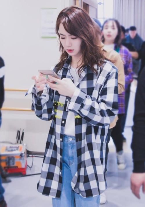 扎脚裤怎么穿时髦？潮人都爱“左七分，右九分”，特别潮