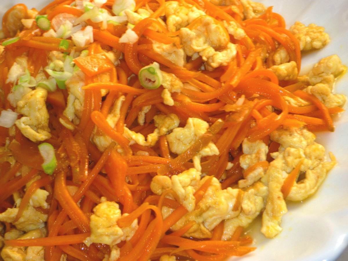 胡萝卜素|胡萝卜和此物一起炒，常食视力越来越好了，色斑没了，早知早受益
