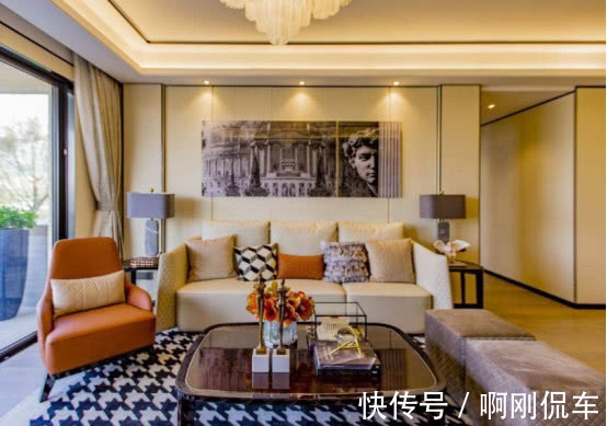 内行人|售楼处的“样板房”能不能买?它有哪些优点和缺点?听内行人分析