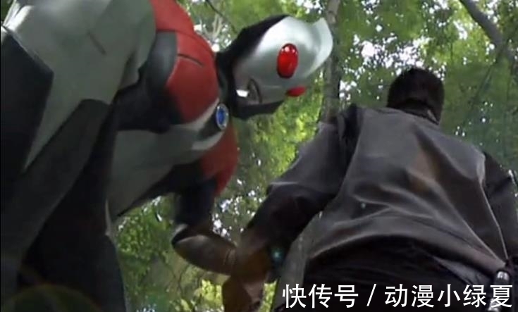 圆谷|同样是没有版权的作品,千禧·奥特曼令人倍感惋惜,蓝弧奥已然成过街老鼠