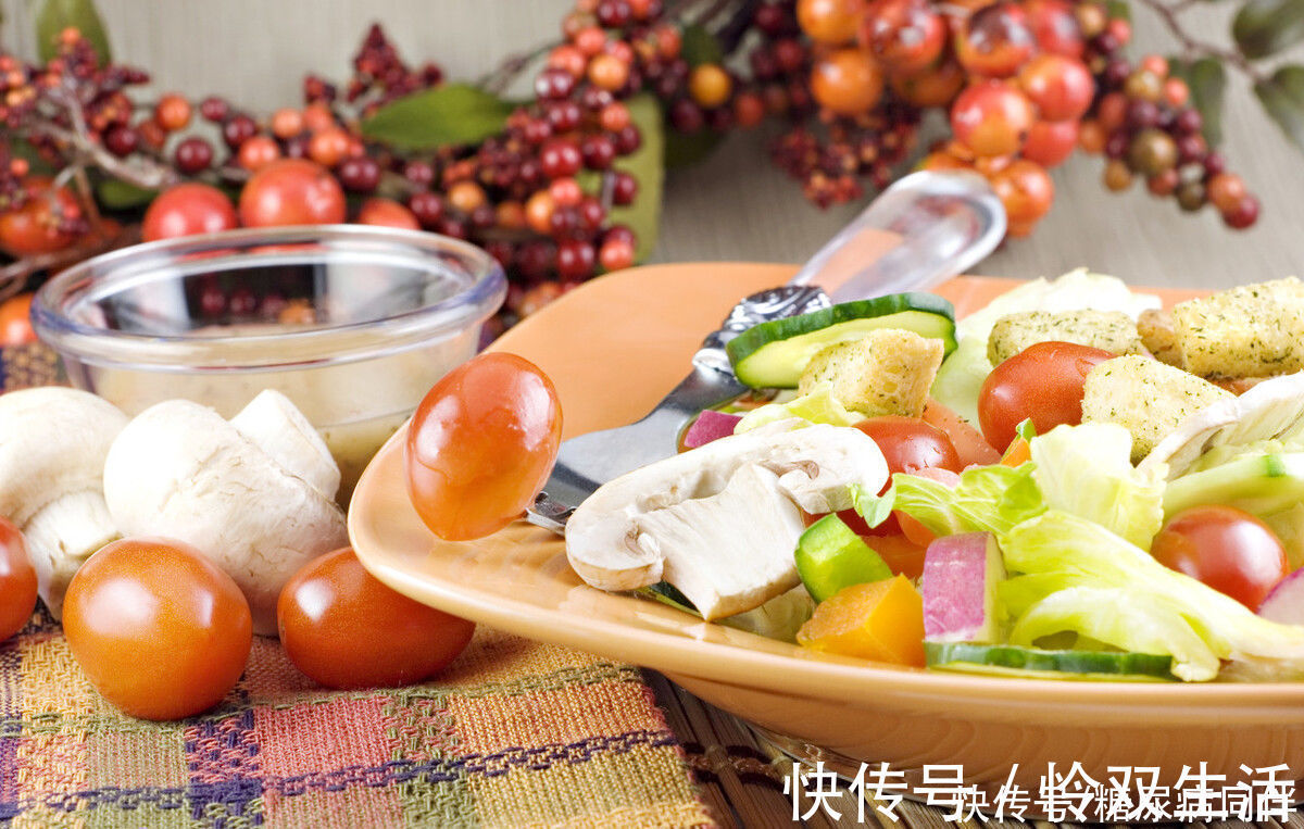 米饭|糖尿病人血糖好，要会吃午餐和晚餐，健康的两餐怎么吃？