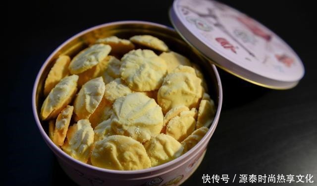 1分钟学会曲奇饼干，香甜酥脆，做法简单，新手小白一学就会！