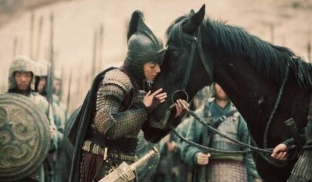 照片|花木兰在军营12年,为何没被发现是女子?看完这几张照片就懂了