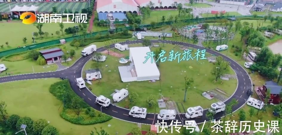 媒体|《中餐厅5》狂揽收视四连冠 口碑走高获主流媒体点赞