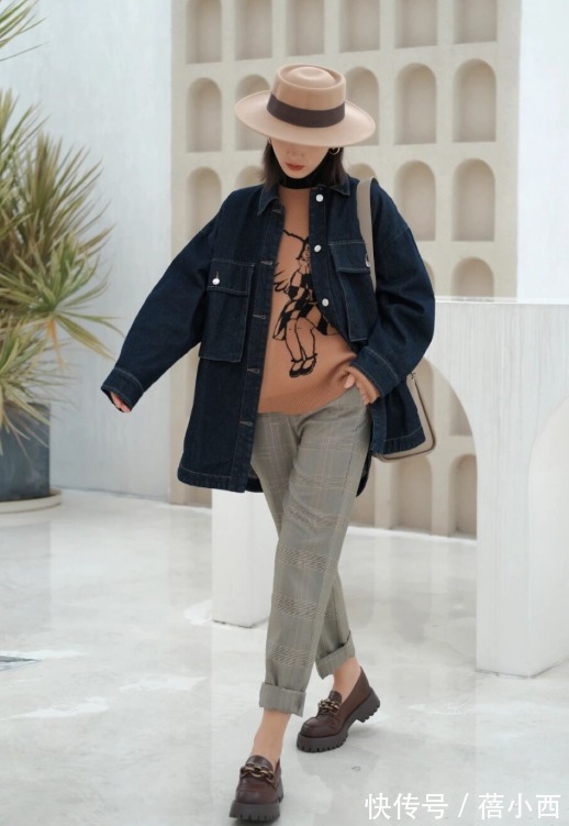 百搭|老爹鞋过时了,有气质的女人都必备“乐福鞋”,简约、百搭还耐穿