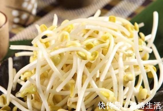 绿豆芽|豆芽与此物一起煮,女性常吃,湿气没了,睡眠也好了!