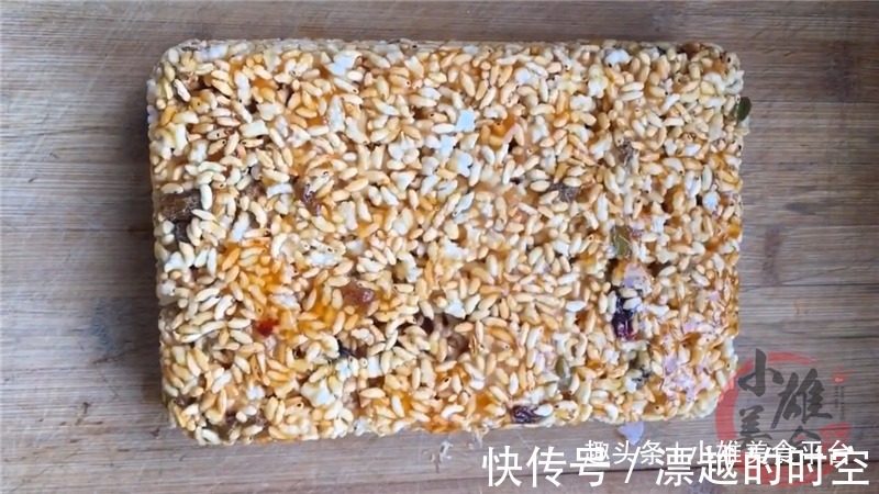 大米新做法，妈妈独家的秘制松软又酥脆，一次3斤不够吃，太香了