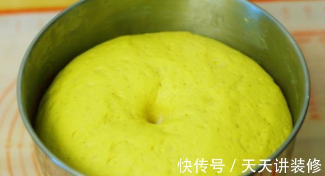 面包|学会这种方法，在家就能做出又香又软的面包，成本只要几块钱