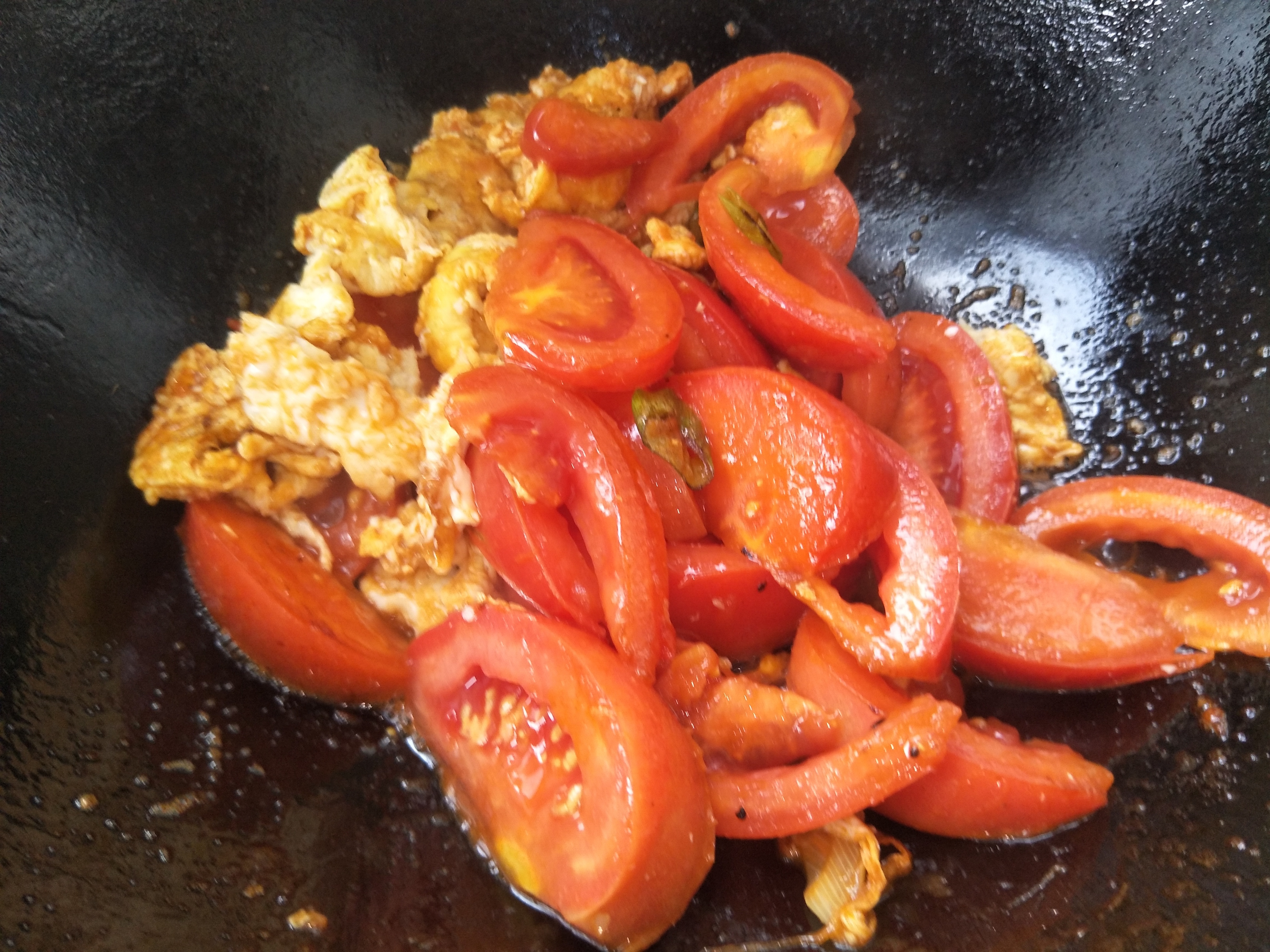 放糖|番茄炒蛋,放糖炒还是放盐?教你最简单的做法,好吃又下饭