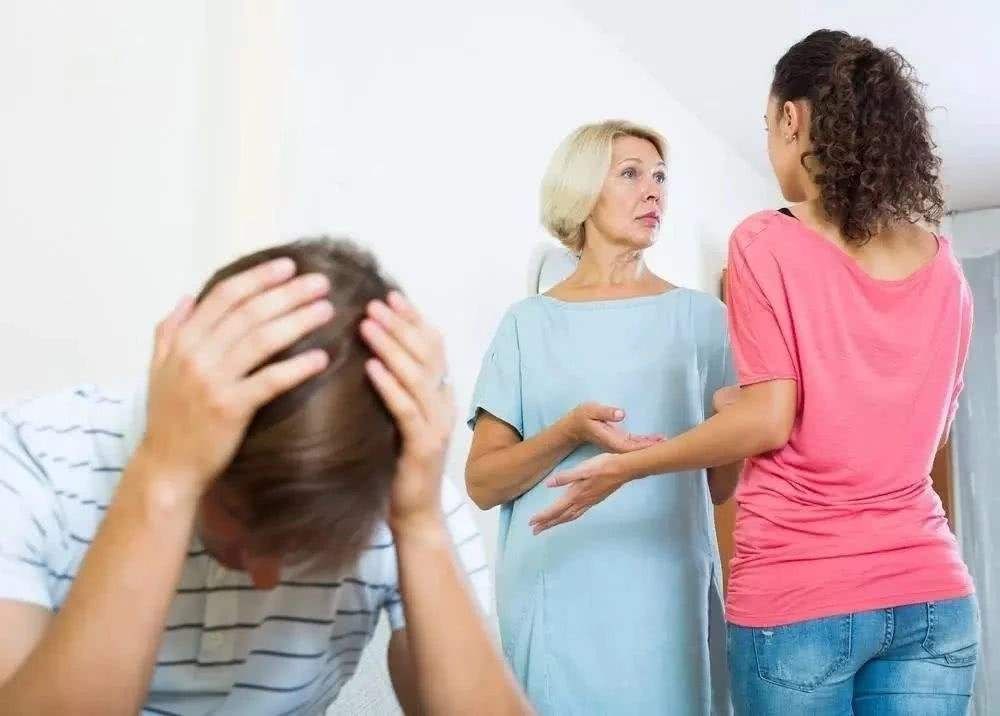 云云|谁说女性必须生孩子不了解这3件事，就别逼老婆生孩子