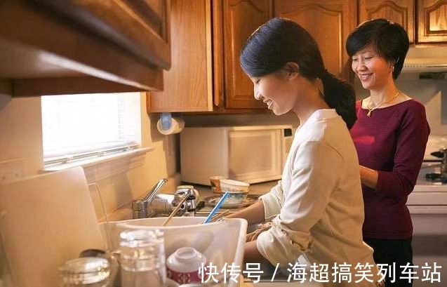 过来人|为何宝宝满月后要“挪窝”?不是被老人嫌弃,过来人:为了孩子好