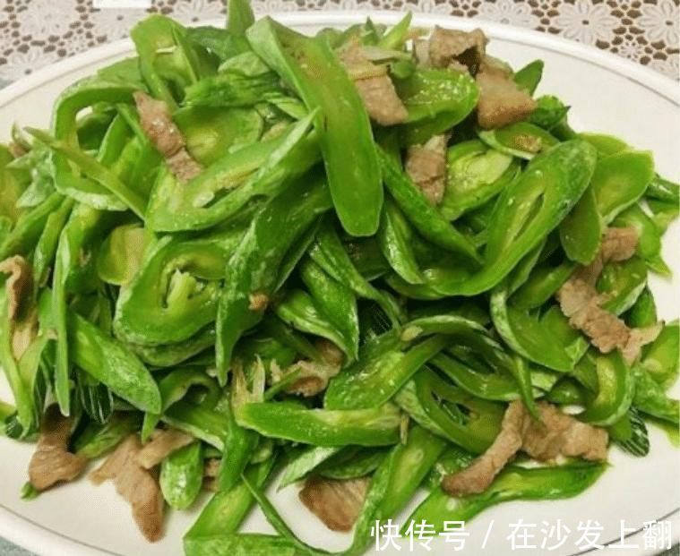 蛇瓜|冬天，吃萝卜不如吃它，简单炒一炒，营养极高，家里人都爱吃