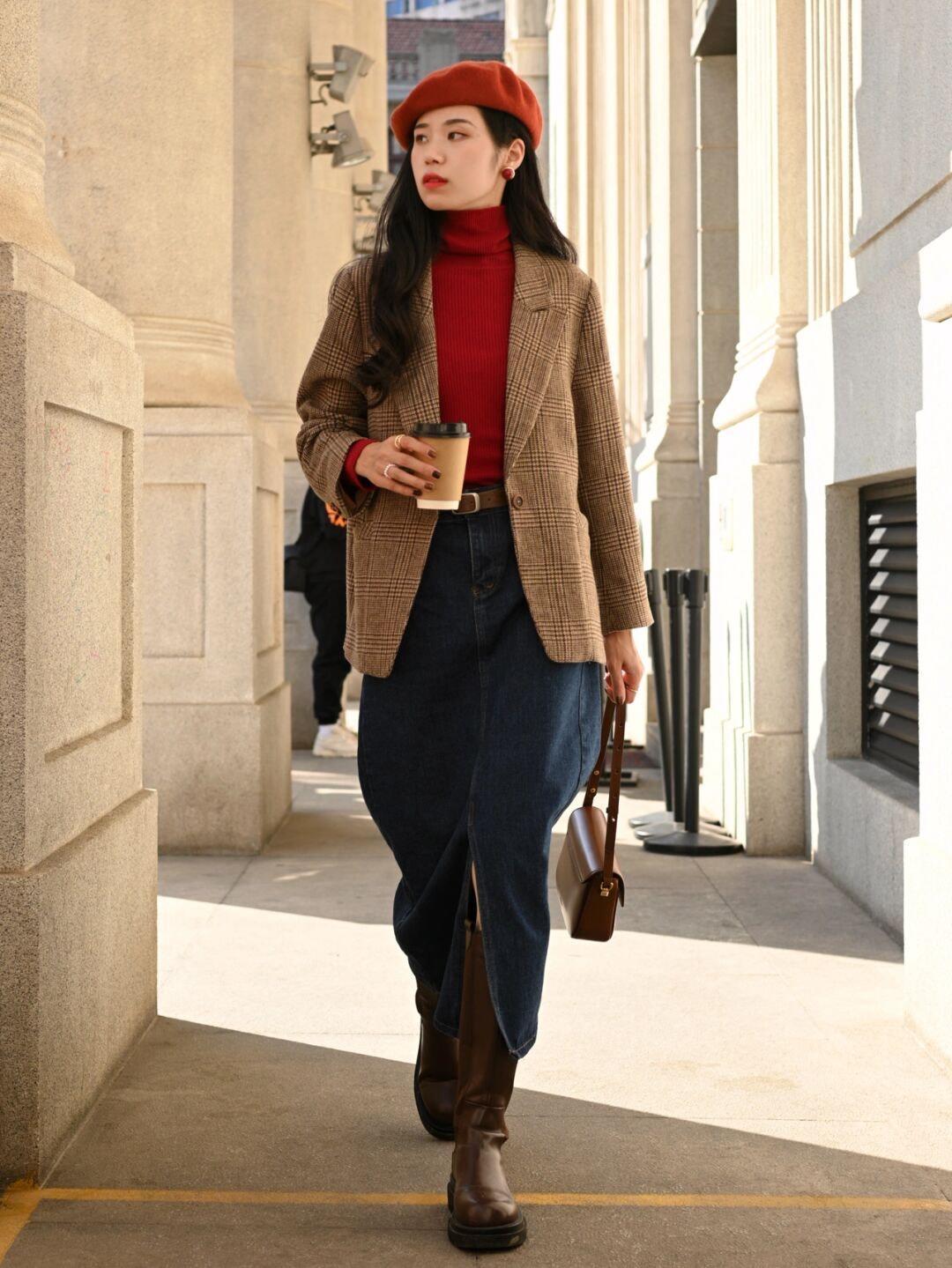 打底衫 冬天很百搭的毛呢大衣,基础的搭配也能够穿出时尚感!