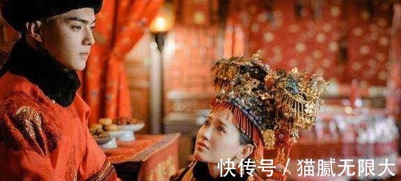 新郎|洞房花烛夜，新郎一上联十八年前不谋面，新娘一下联情趣无限！