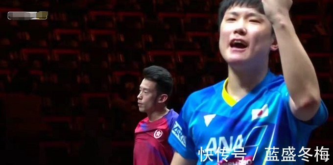 12-11|3-1!张本智和晋级四强,赢一球高呼一声,情绪振奋,爸爸鼓掌!