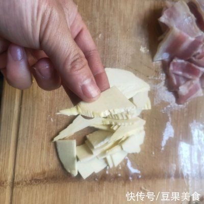 没有人可以逃得过咸肉蒸冬笋的美食诱惑