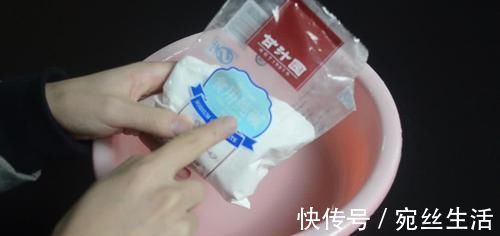 抹布脏了不用换新的, 用它泡一泡, 抹布立马干净如新, 赶紧去试试