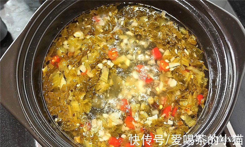 教你酸汤米粉做法，10分钟就能搞定，酸辣好吃早上来上一碗太爽了