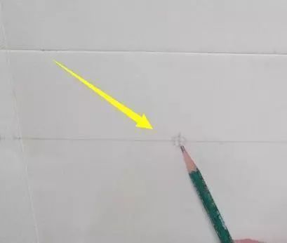 瓷砖|瓷砖钻眼打孔容易碎怎么破?老师傅来支招,再也不会浪费材料了