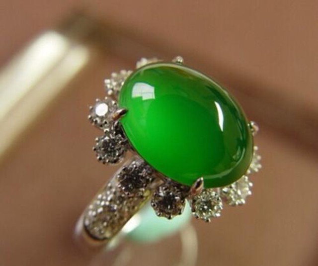 徐志摩|徐志摩陆小曼的婚姻,从婚前5次不吉暗示,便已注定悲惨结局