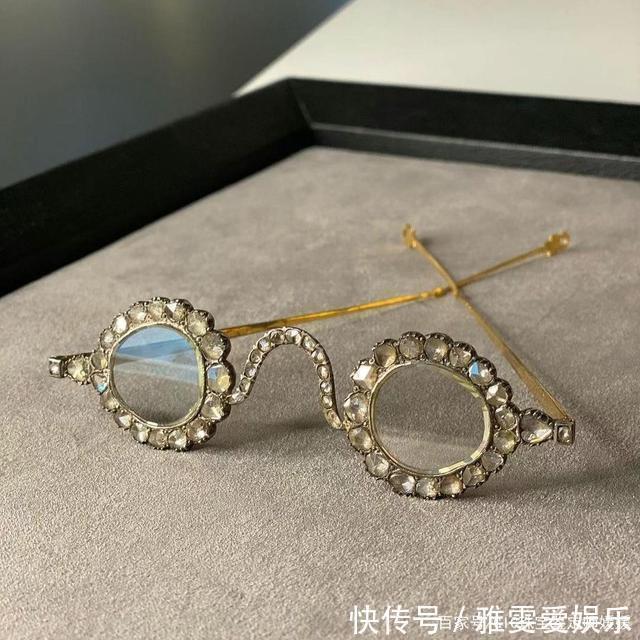 镜片&古董宝石眼镜,用祖母绿和钻石作镜片,古人的豪气才是绝无仅有的