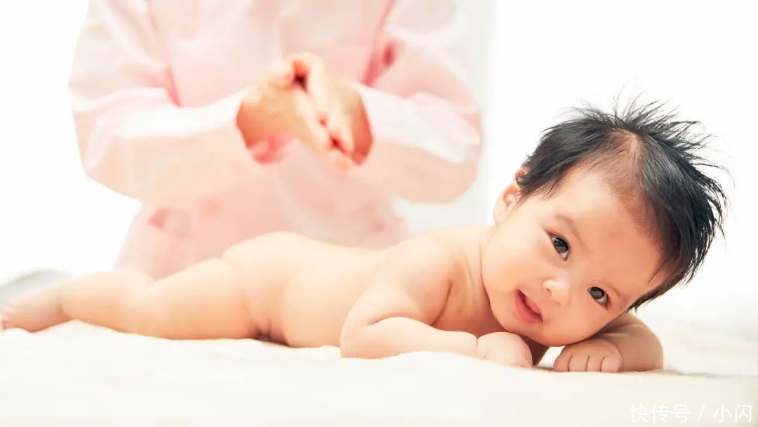 别以为给宝宝洗屁屁很简单,冬季正确清洁看这里