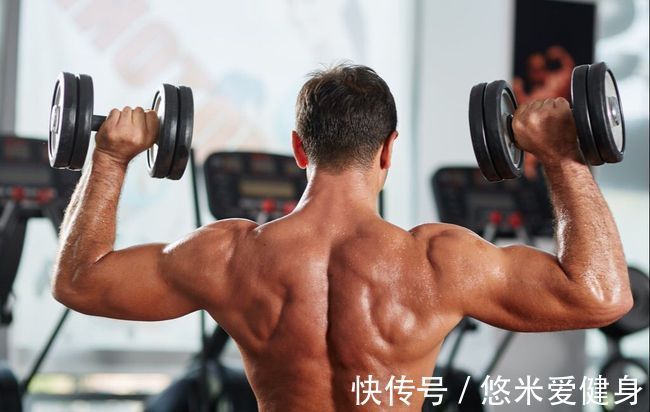 三角肌|肩部肌肉的详细训练方法,6个动作每周练1次,打造饱满球形肩