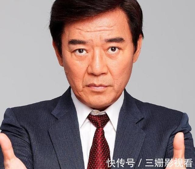 武侠小说$李立群说出真实的中国内功,他的气功师傅去世后,不允许任何人碰