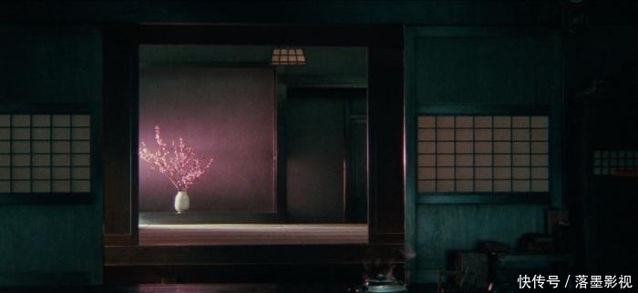 展示|《梦》透过深邃唯美的梦境,展示没有梦的世界,竟都是空洞无物?