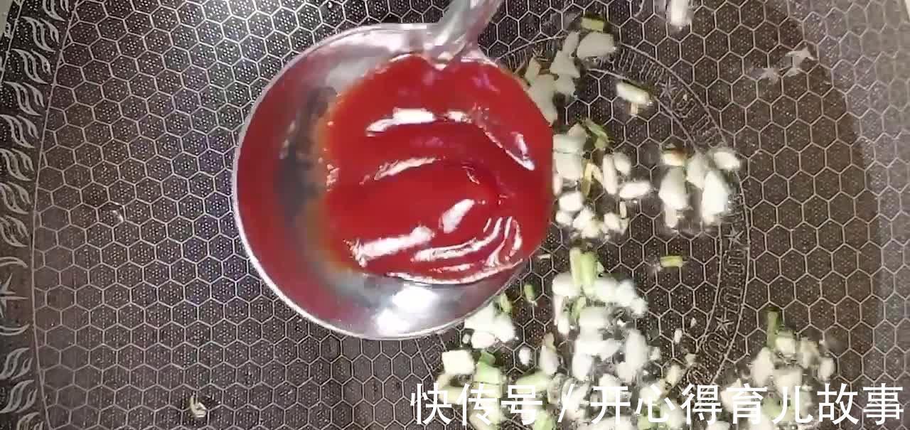 拿肉都不换的红烧茄子，香辣酸甜鲜香味美，备受大家推崇的味型！