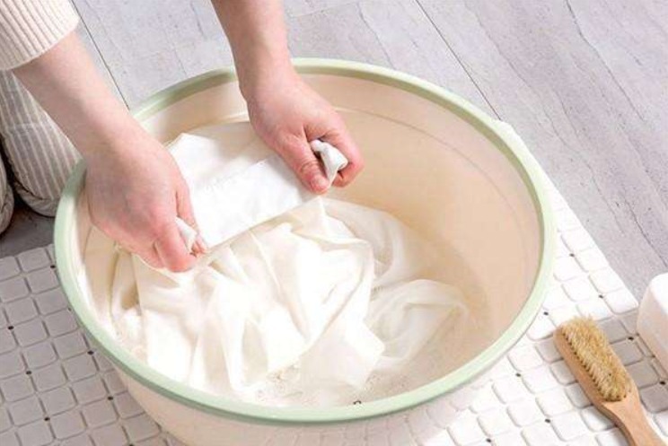 洗衣液|“洗衣粉”和“洗衣液”哪个好很多人都不知道!快来看看吧