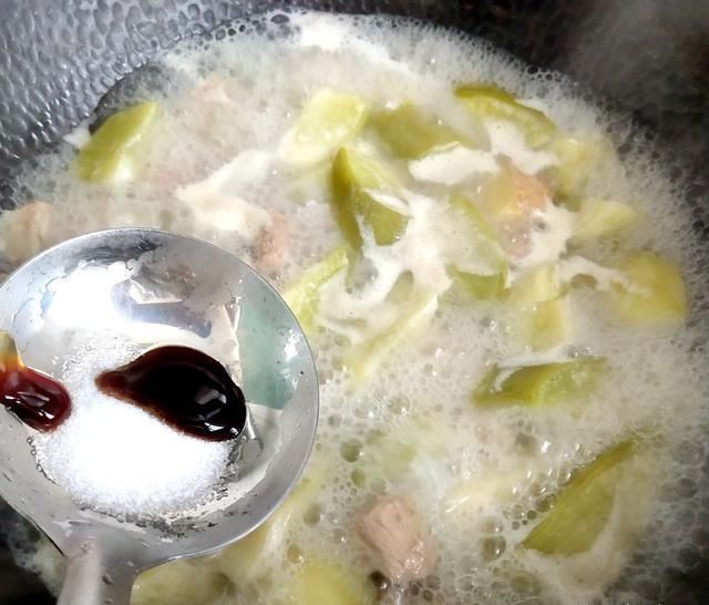 大厨|炖牛肉时,有人焯水有人直接炖,都不对,大厨:教你最好吃的做法