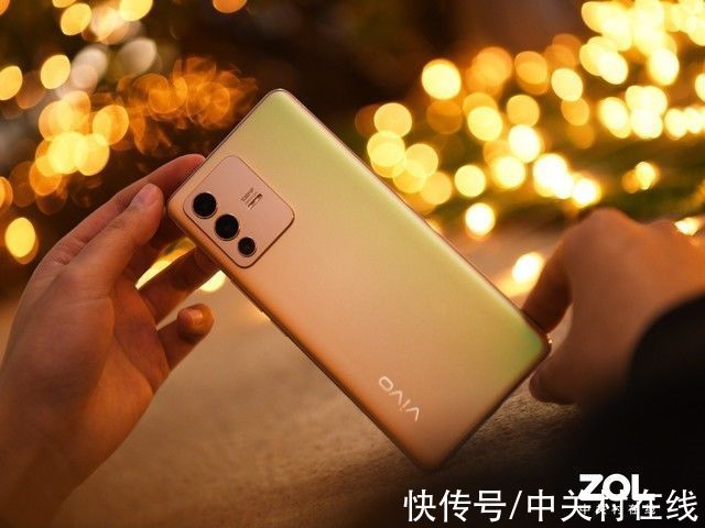 S12|小姐姐不止喜欢美颜自拍，vivo S12的全能进阶之路