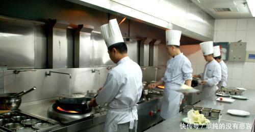 以不怕|朱元璋大骂儿子朱棡一顿,怒称老子都怕的人,你竟敢抽他!