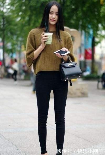 时尚 打底裤简约柔美不失休闲风,让你穿起来格外的时尚大气