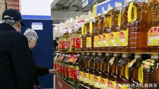 饺子馅不能放生油怎么办？饺子店主教你3招，调出来的饺子馅香喷喷