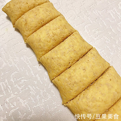 酵母粉|学会这道南瓜燕麦麸馒头，吃饭时间不用愁