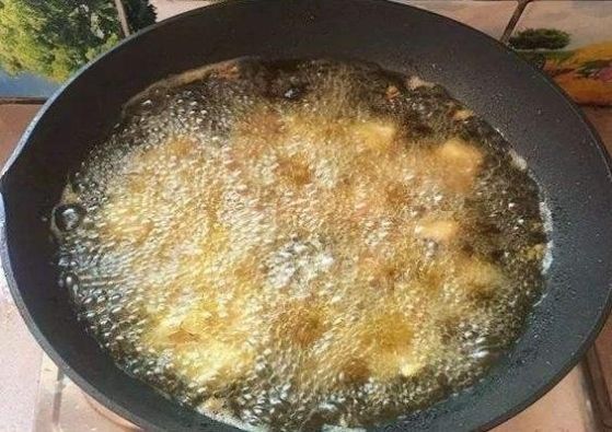 老妈|老妈炸鱼块有诀窍多加这一步,香脆可口,简单又美味