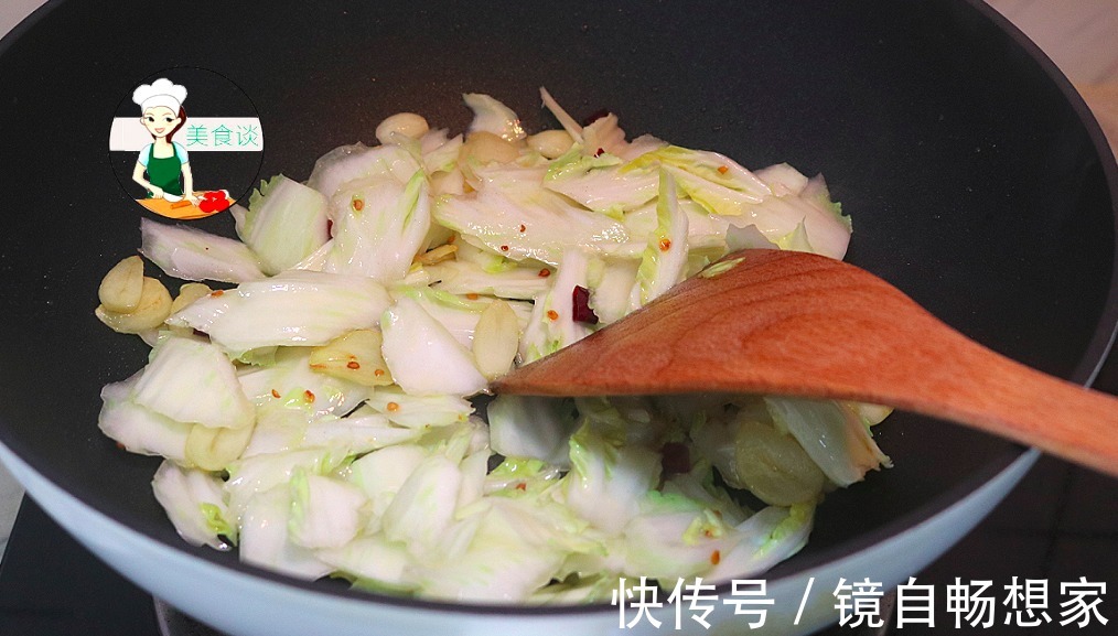 菜叶|醋溜白菜怎么做才好吃掌握好2个步骤，酸辣爽脆又开胃，真下饭