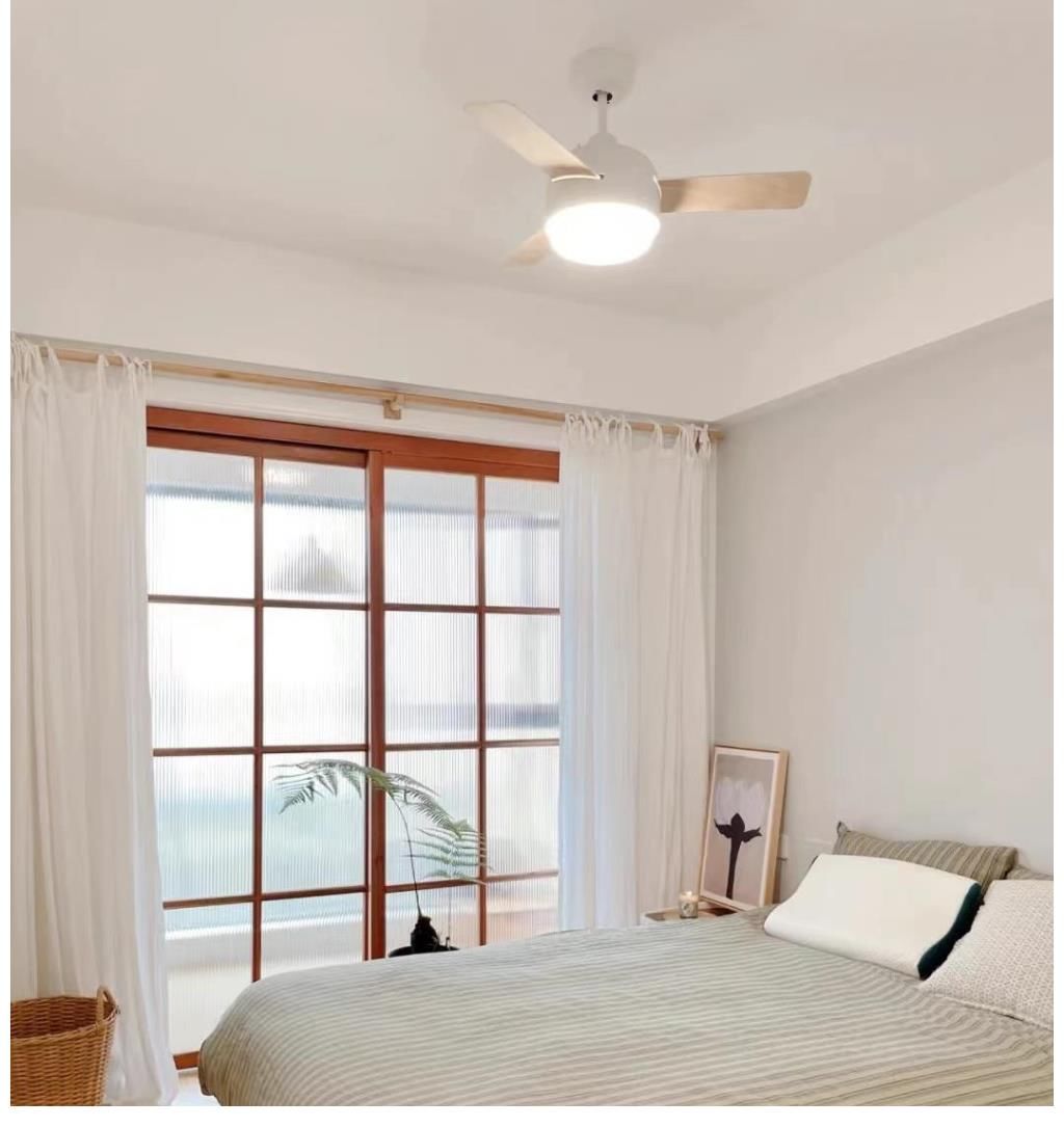 次卧|98㎡原木风新居,大白墙搭配原木家具,朋友来家做客都说像大平层