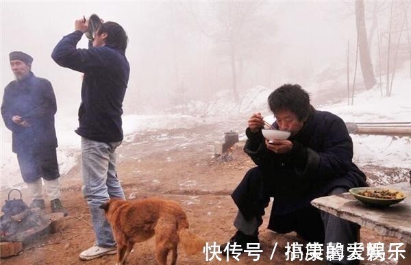 隐士！终南山“隐士”：万人上山的背后是逃避现实，一场大雪就原形毕现