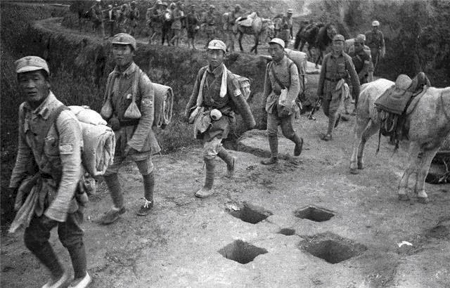 战士|60岁参军抗日,研制“特效药”救下无数战士,77岁成为中校