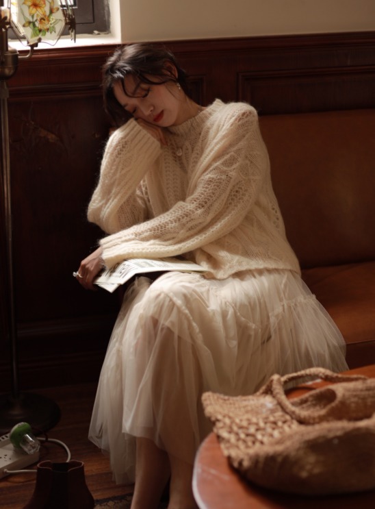 博主|入冬怎么穿又暖又美?试一试“毛衣”穿搭,提升气质又温柔优雅!