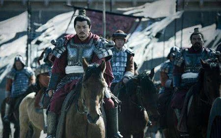 刘邦|导致项羽兵败自杀的五个致命错误：错杀两人，错逐一人，错放两人